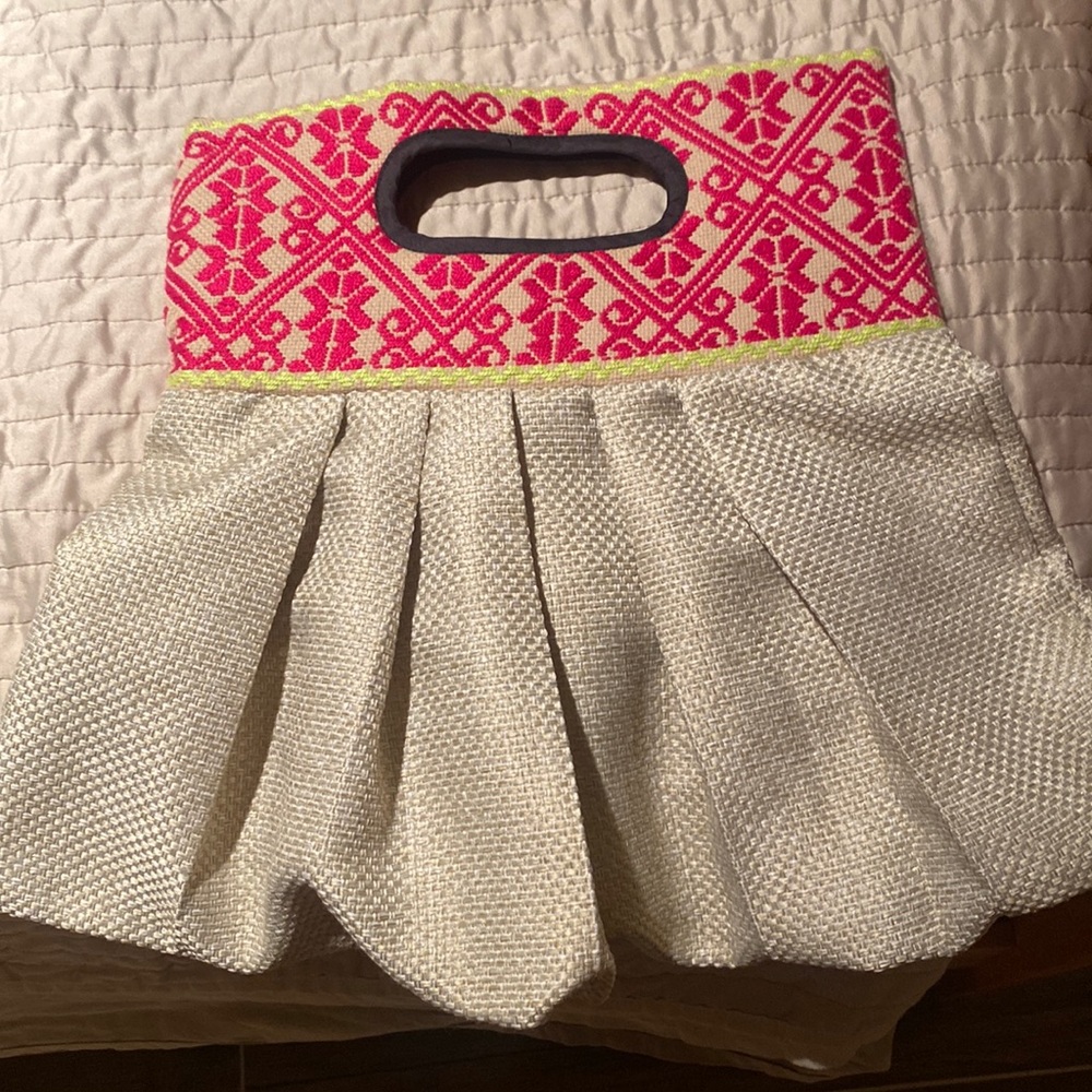 Embroidered tote with pleats